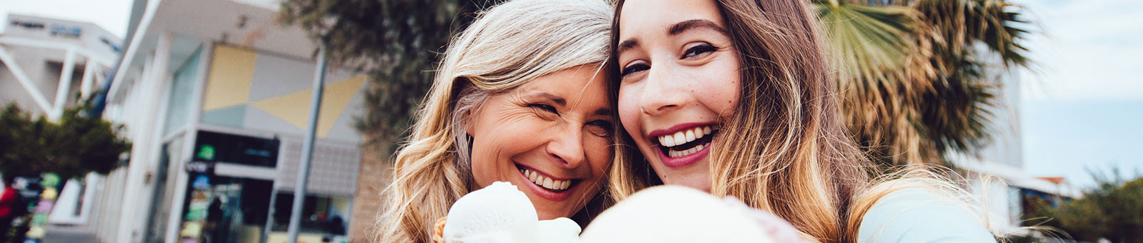 Ladies with ice cream take selfie